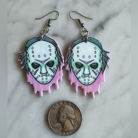 NWOT Double sided art Slasher dangle earrings 80’s horror pink and grey - Picture 2 of 3
